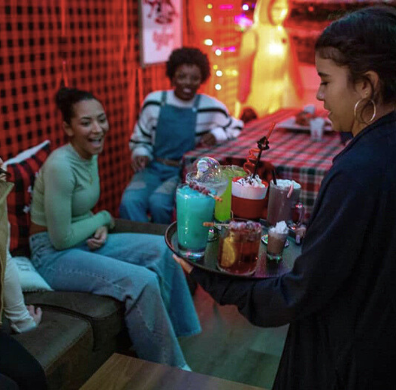 holiday pop up bar in Overland Park