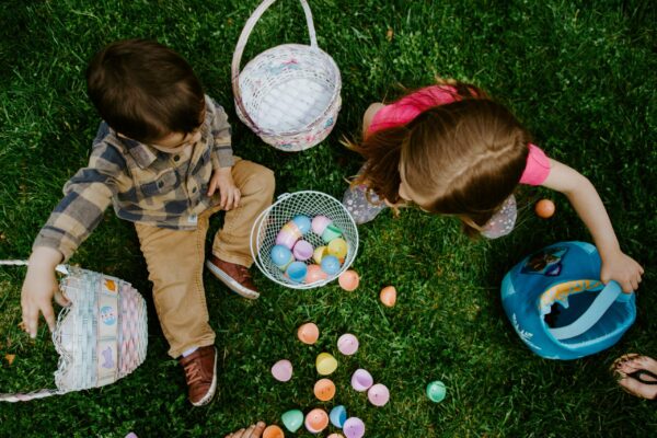Hop in DOP - Egg Hunt Downtown Overland Park has an Easter Egg Hunt