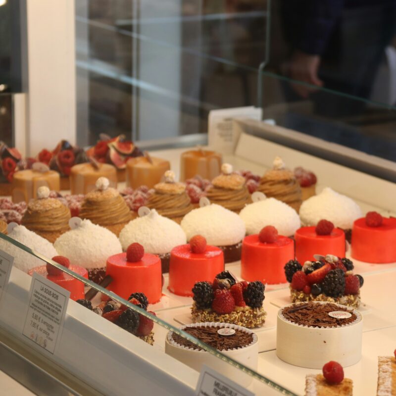 Asian bakeries and dessert cafés in Overland Park