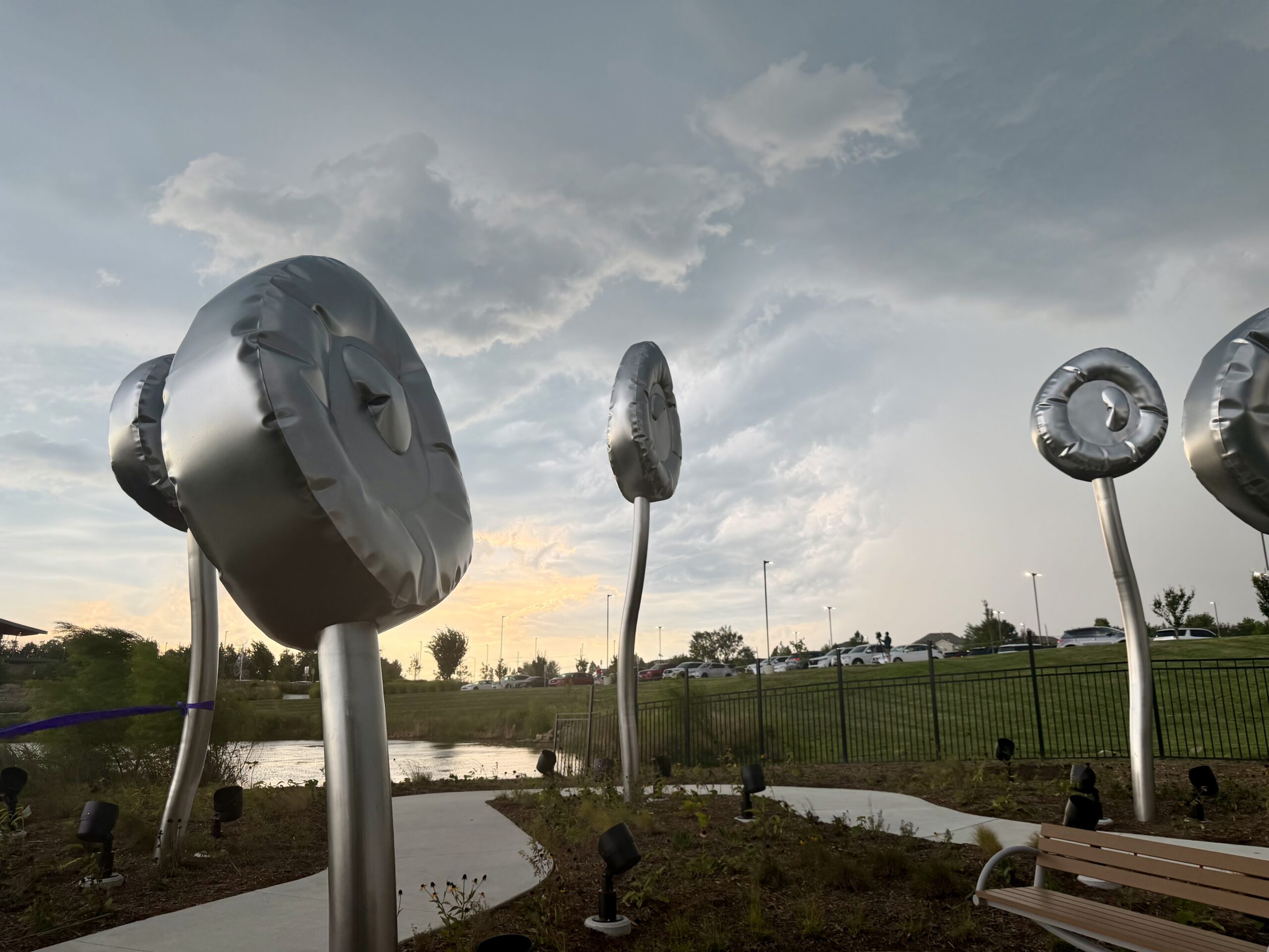 Sculpture dedication at Overland Park Arboretum and Botanical Gardens honors late artist